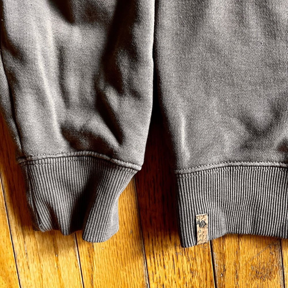 TenTree Colorblock Crewneck - Picture 2 of 4